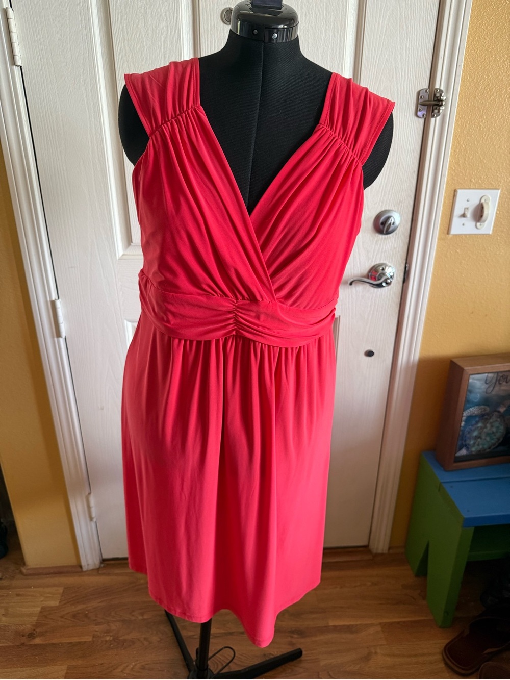 NY Collection V-Neck Gathered Waist Midi Dress in Bright Pink